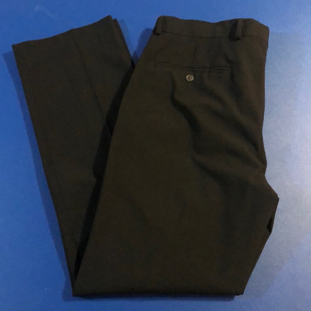 Men’s Pleated Dress Pants